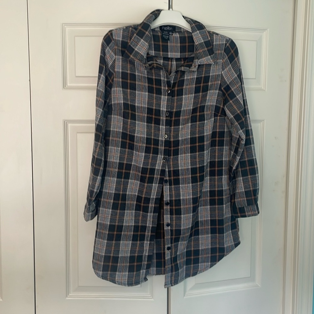 Papillon Flannel Plaid Button Down